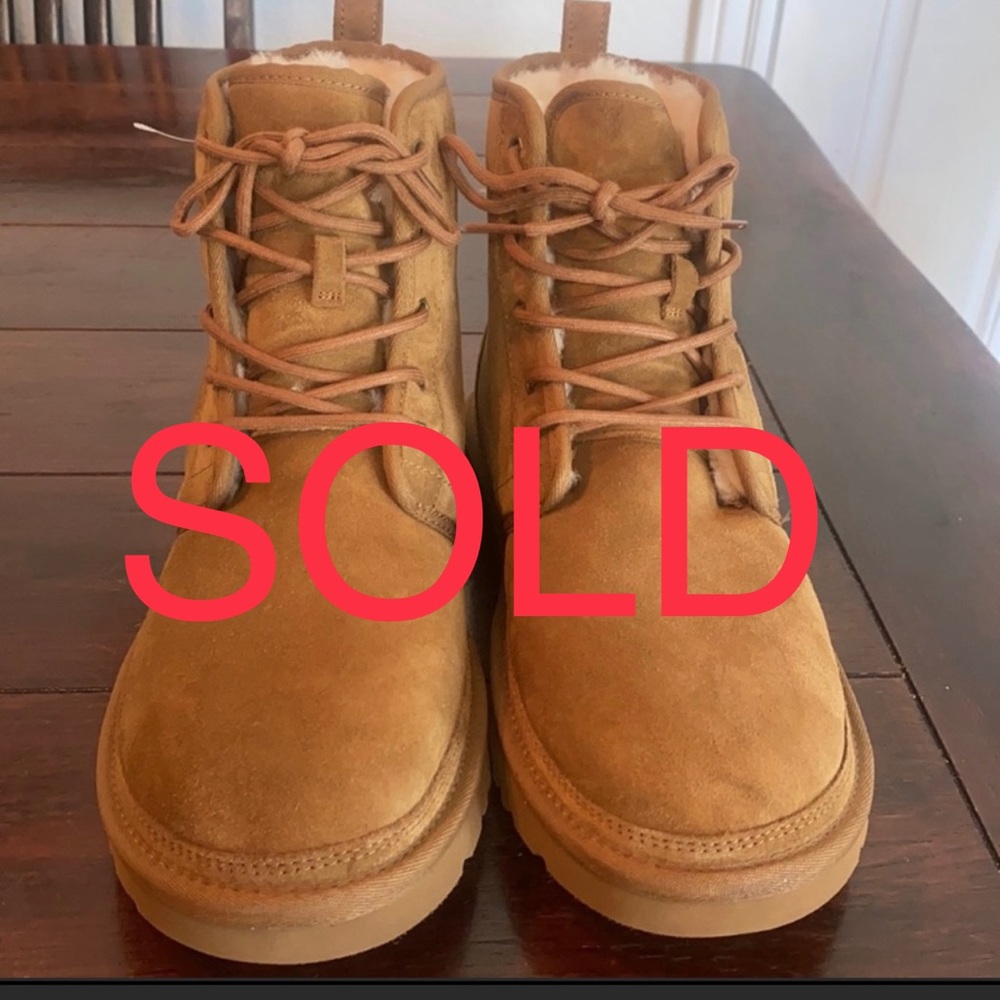 UGG MEN'S HARKLEY SUEDE BOOT